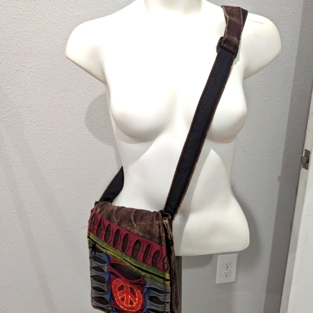 Unique hippy peace sign crossbody bag - Picture 4 of 8
